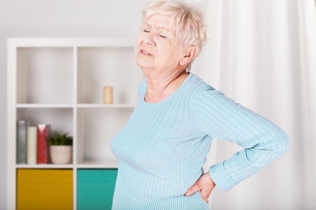 lower back pain in a woman can be the cause of osteochondrosis