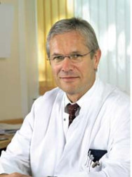 Dr. Rheumatologist Günther